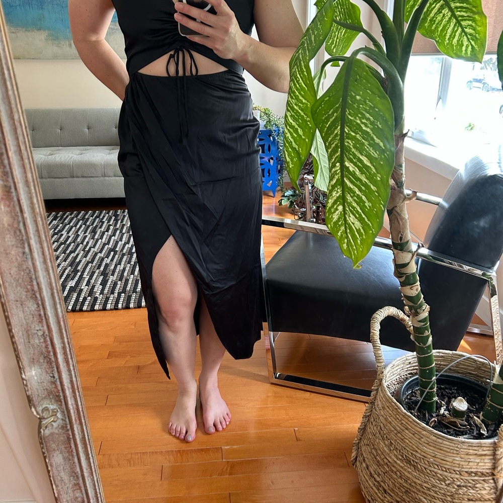 Abercrombie & Fitch Black Satin Midi Dress - Picture 2 of 3